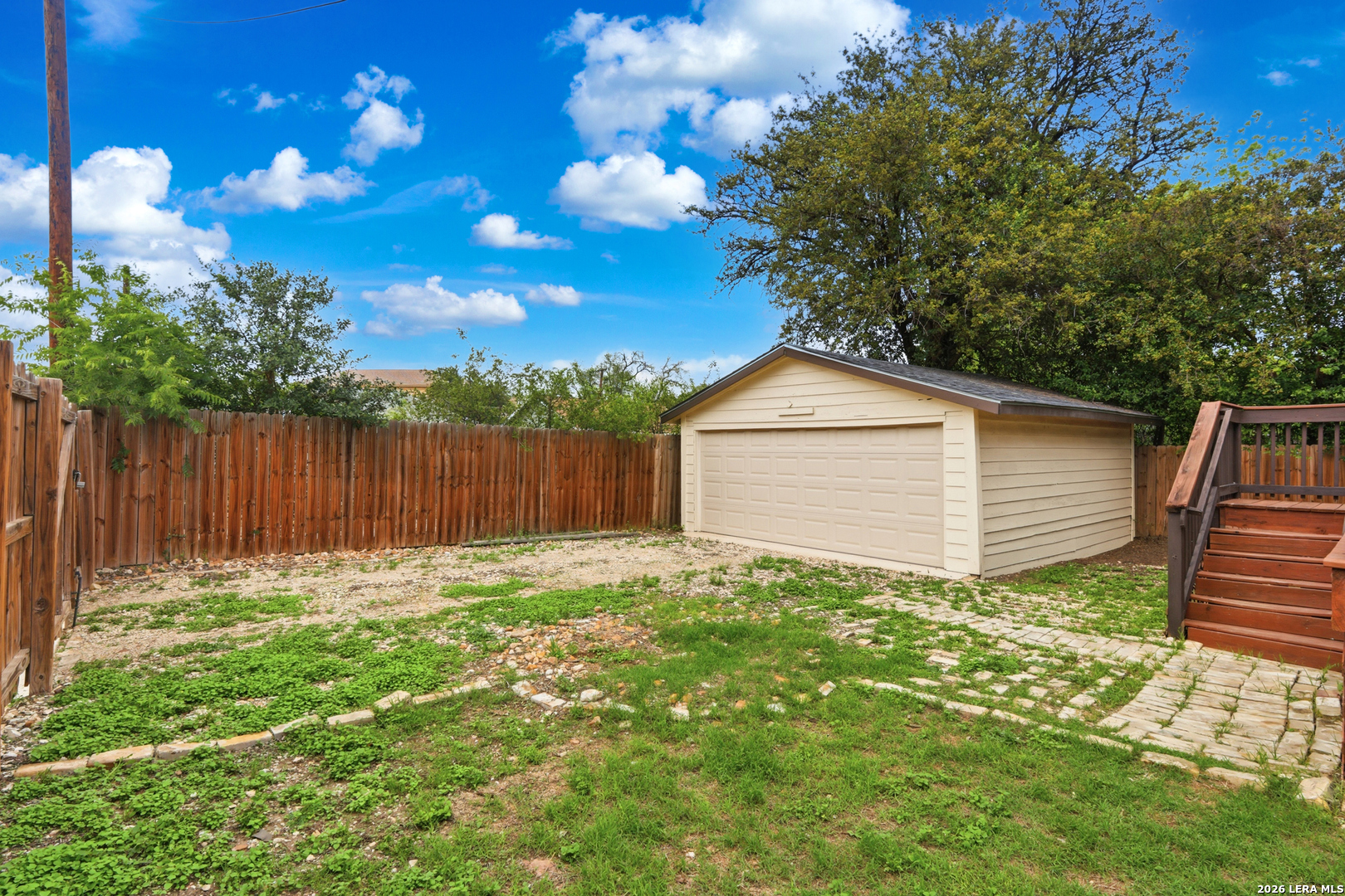 327 W Baylor Street San Antonio TX 78204