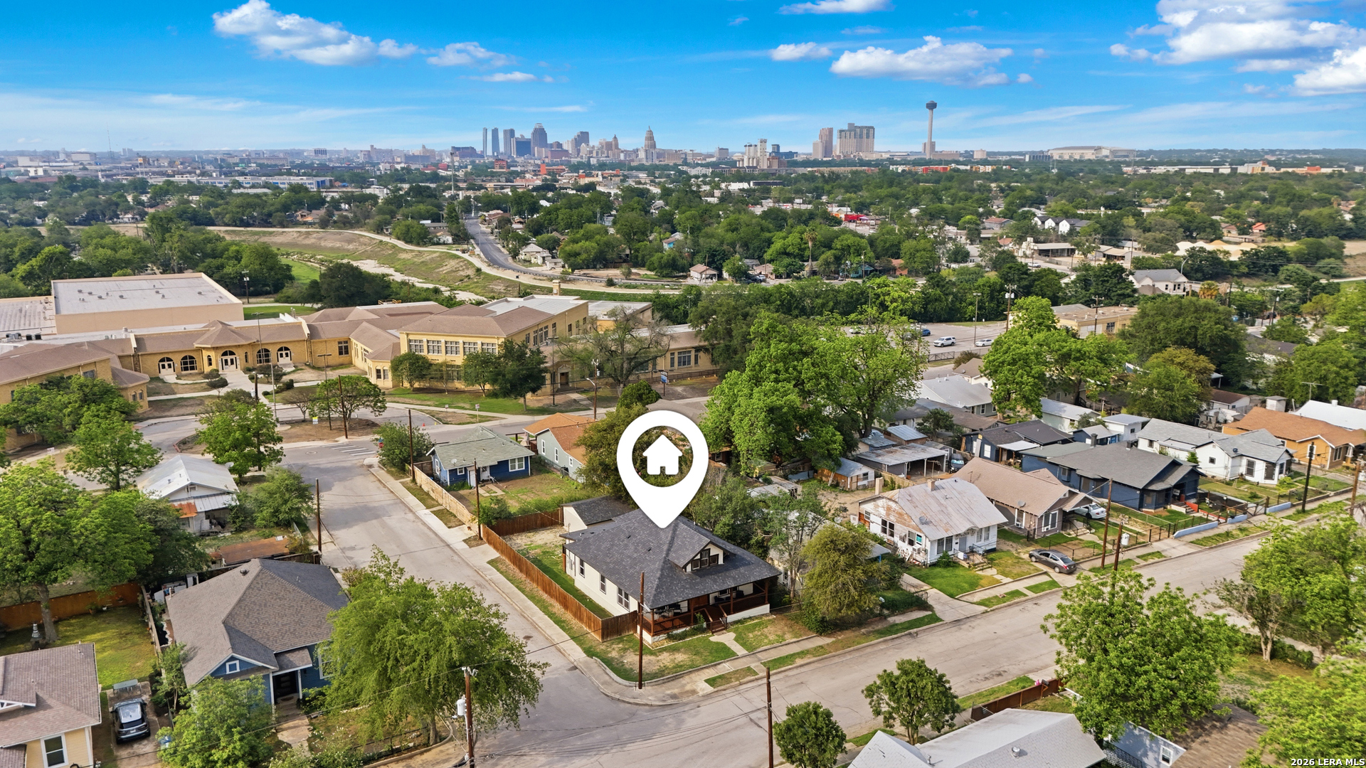 327 W Baylor Street San Antonio TX 78204