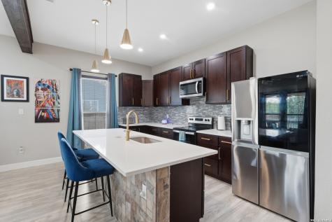 327 W Baylor Street San Antonio TX 78204