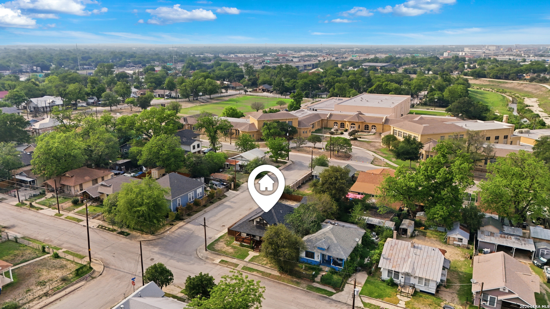 327 W Baylor Street San Antonio TX 78204