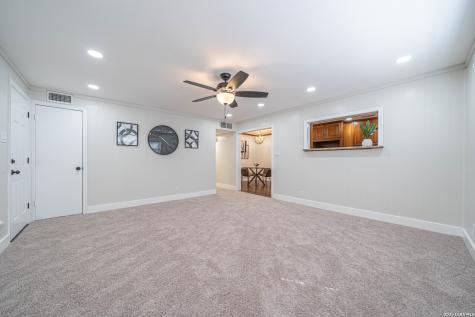 723 Glamis San Antonio TX 78223