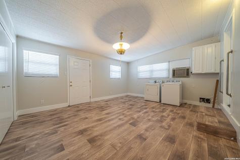 723 Glamis San Antonio TX 78223
