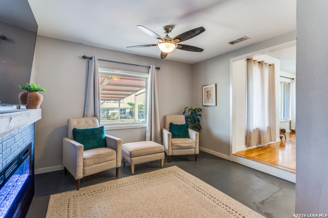 302 Sullivan Drive San Antonio TX 78213