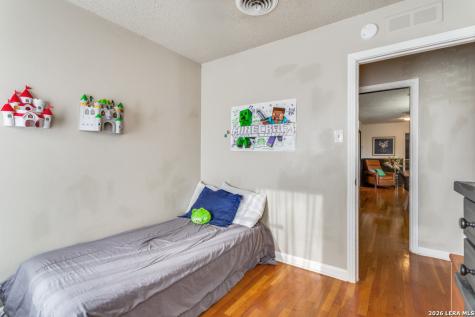 302 Sullivan Drive San Antonio TX 78213