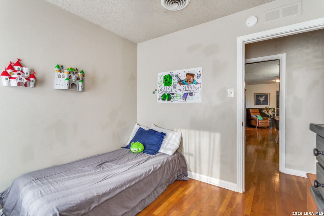 302 Sullivan Drive San Antonio TX 78213