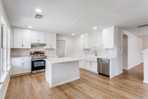 5011 Terrace Wood San Antonio TX 78223