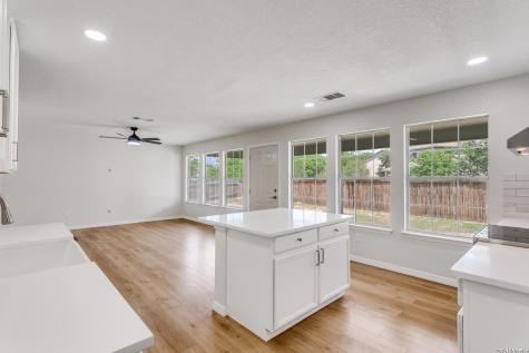 5011 Terrace Wood San Antonio TX 78223