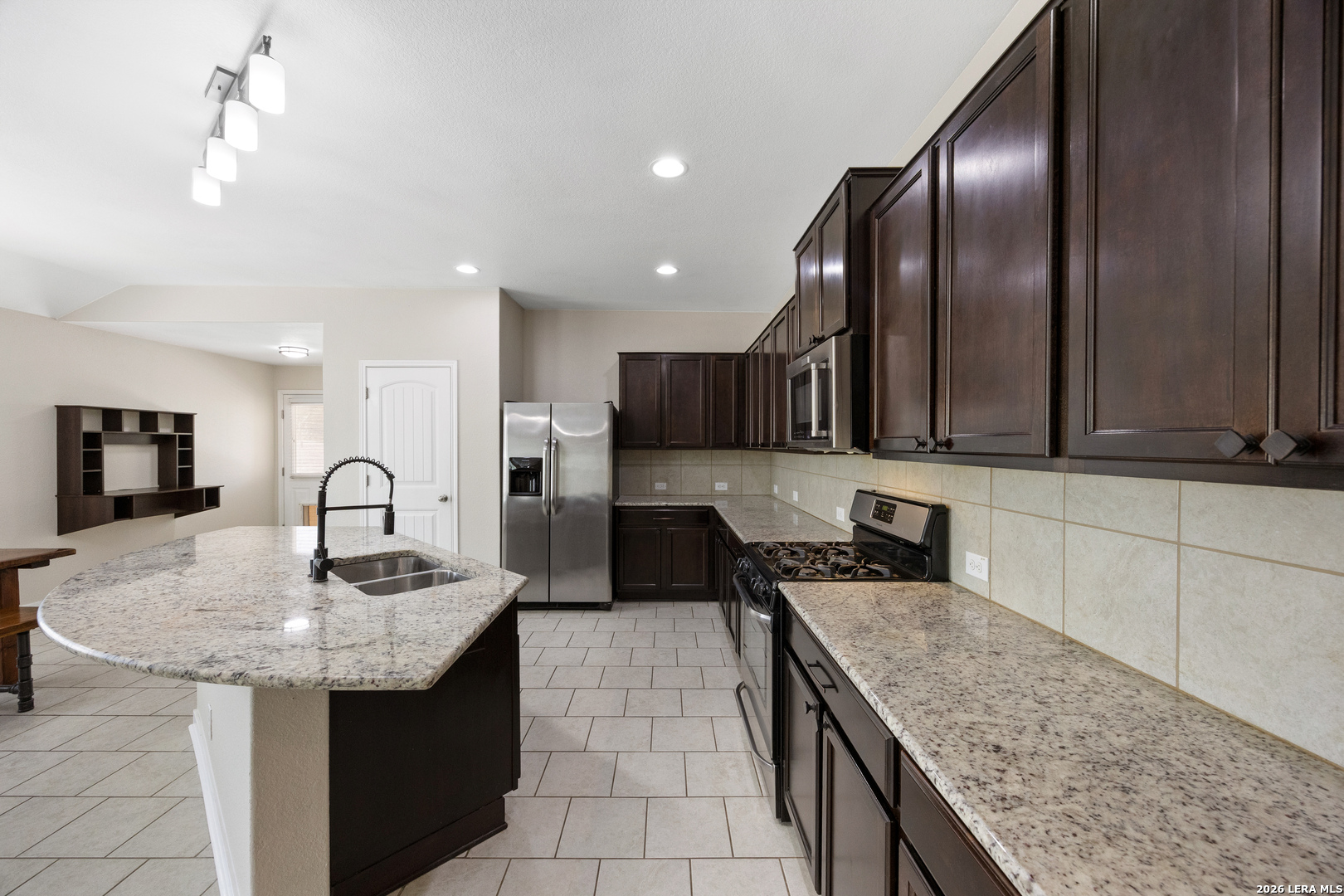 10903 Roaming Hollow San Antonio TX 78254