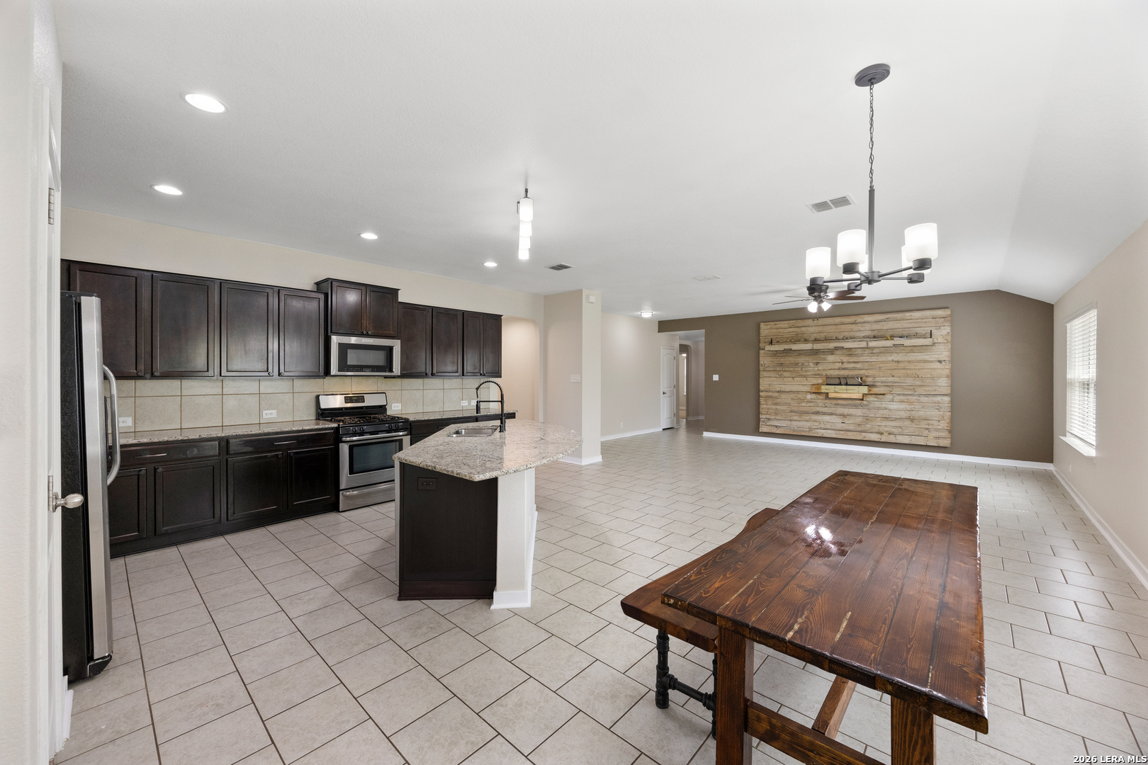 10903 Roaming Hollow San Antonio TX 78254