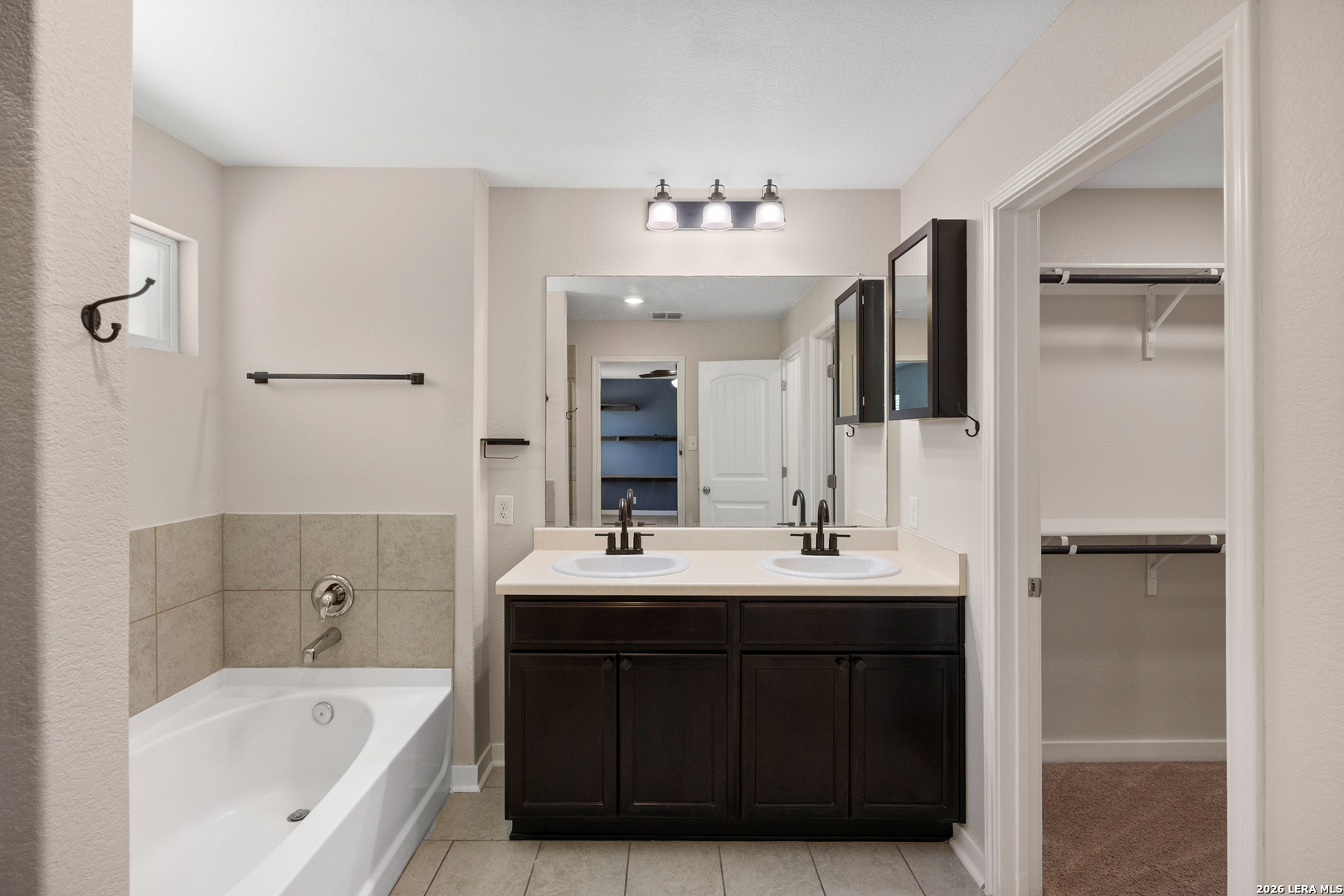 10903 Roaming Hollow San Antonio TX 78254