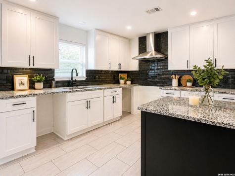 2231 Waverly Avenue San Antonio TX 78228