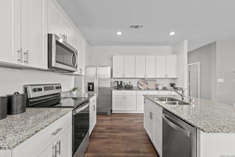 1106 Crane Court Marion TX 78124