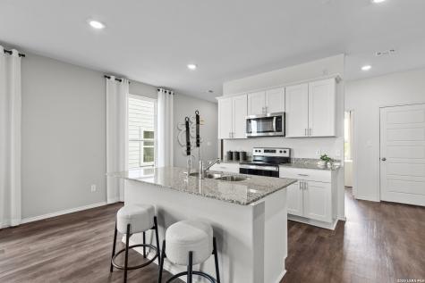 1106 Crane Court Marion TX 78124