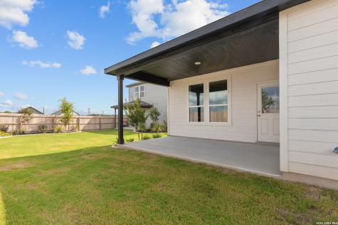 1106 Crane Court Marion TX 78124