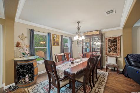 1027 Magnolia Field San Antonio TX 78251