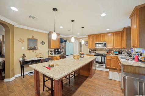 1027 Magnolia Field San Antonio TX 78251