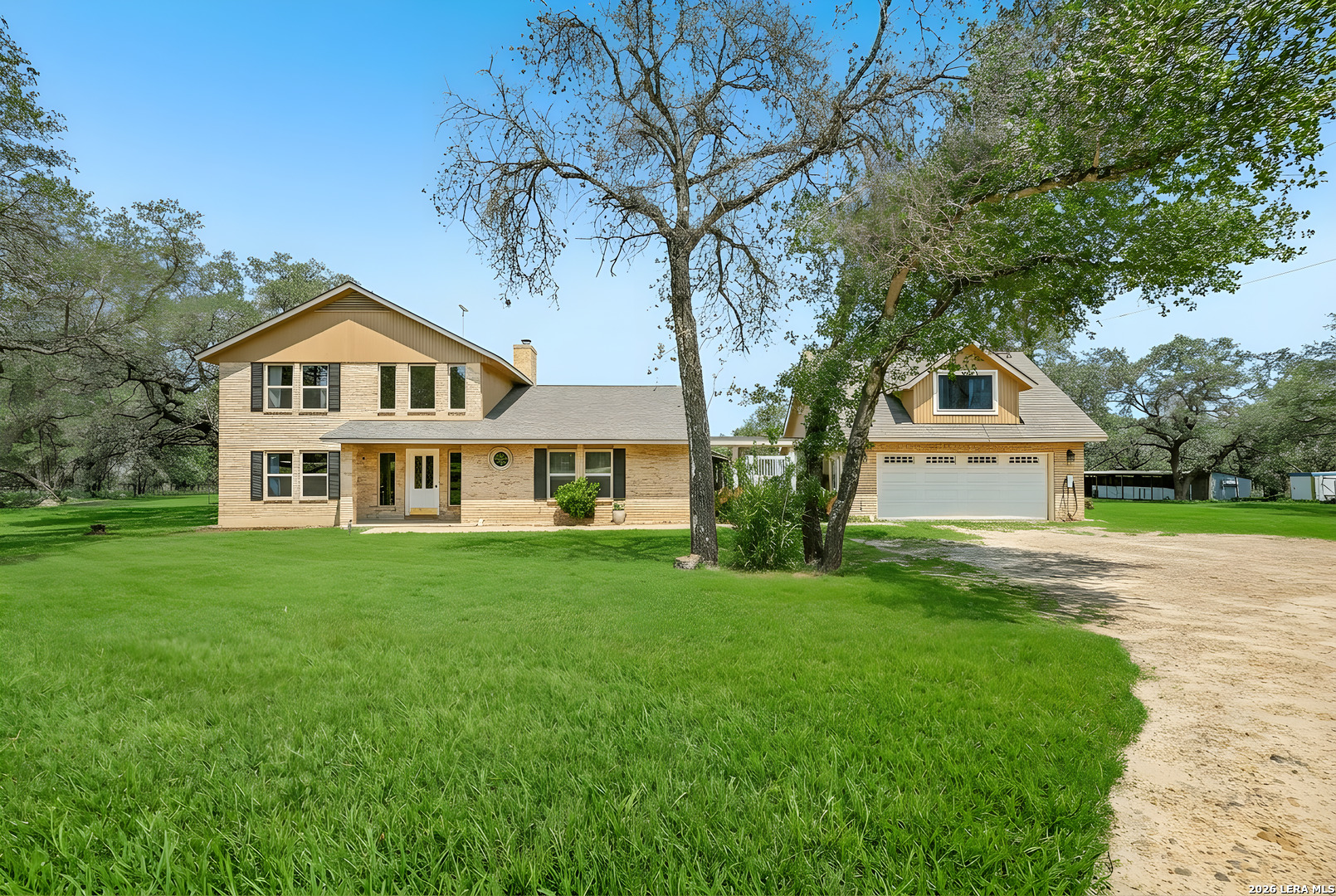 1922 Virginia Lane Floresville TX 78114