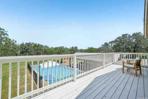 1922 Virginia Lane Floresville TX 78114
