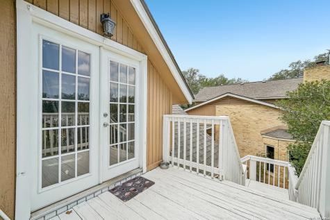 1922 Virginia Lane Floresville TX 78114