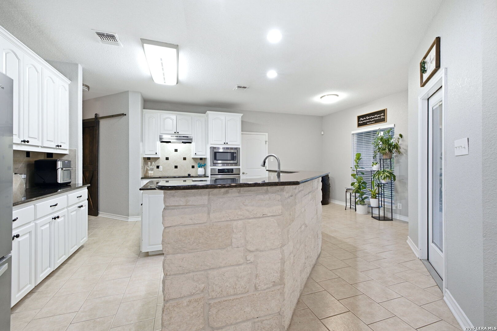1120 Glenwood Loop Bulverde TX 78163