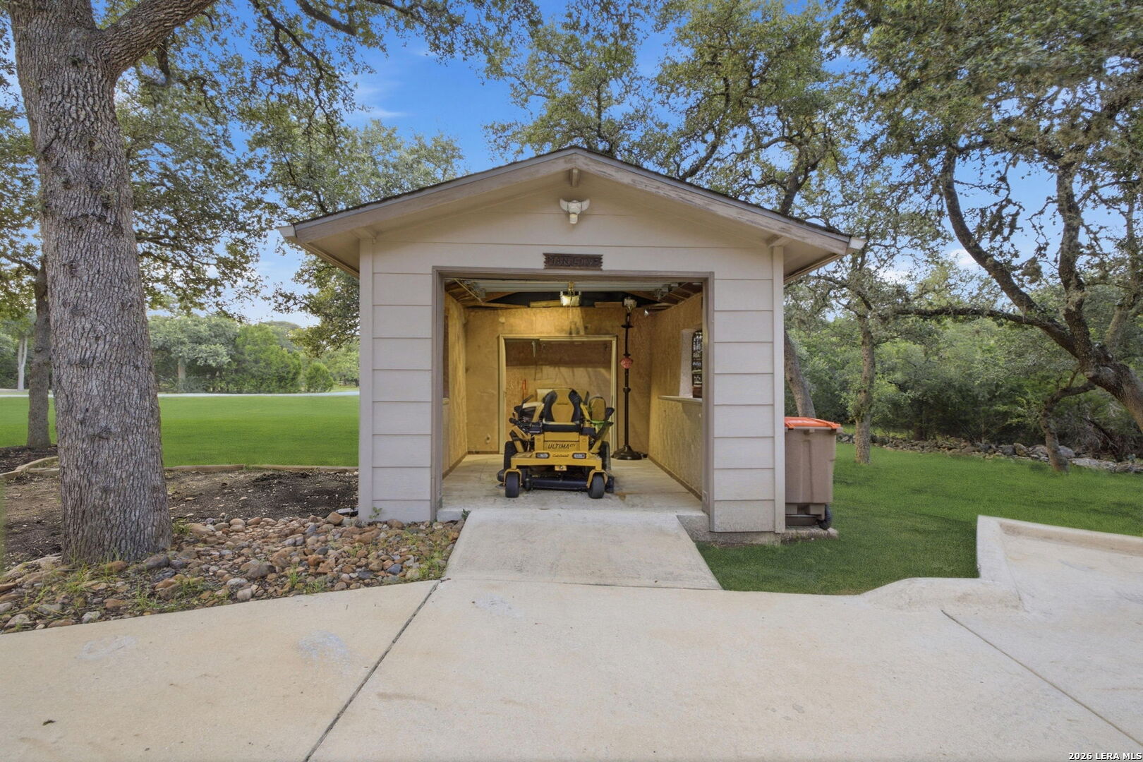 1120 Glenwood Loop Bulverde TX 78163