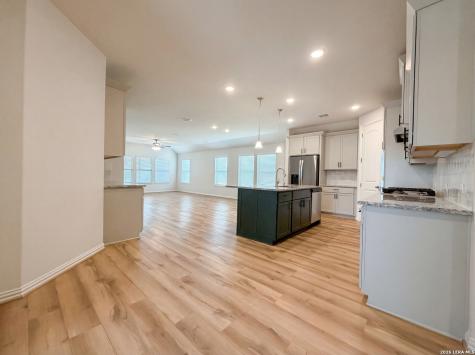1613 Couser New Braunfels TX 78132