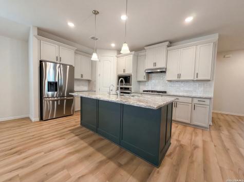 1613 Couser New Braunfels TX 78132