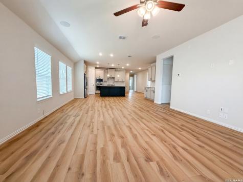 1613 Couser New Braunfels TX 78132