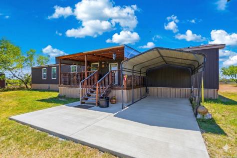 2145 Fm 2504 Poteet TX 78065