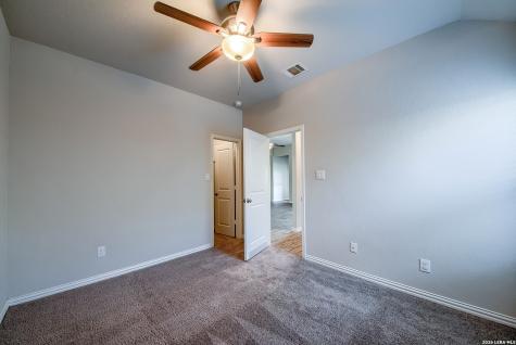 15039 Gelding Heights San Antonio TX 78245