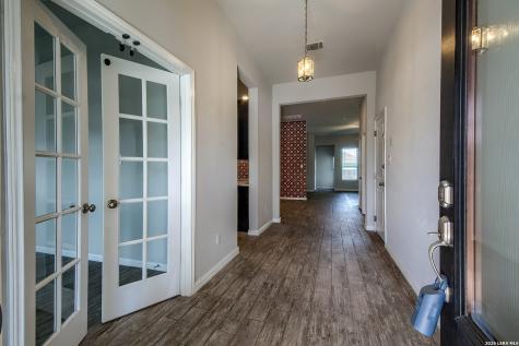 15039 Gelding Heights San Antonio TX 78245