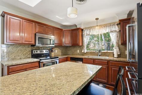 109 Atwater Drive Castle Hills TX 78213