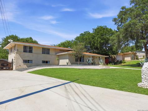 109 Atwater Drive Castle Hills TX 78213