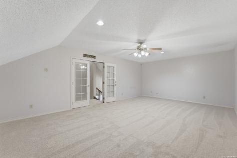 806 Mesquite Karnes City TX 78118