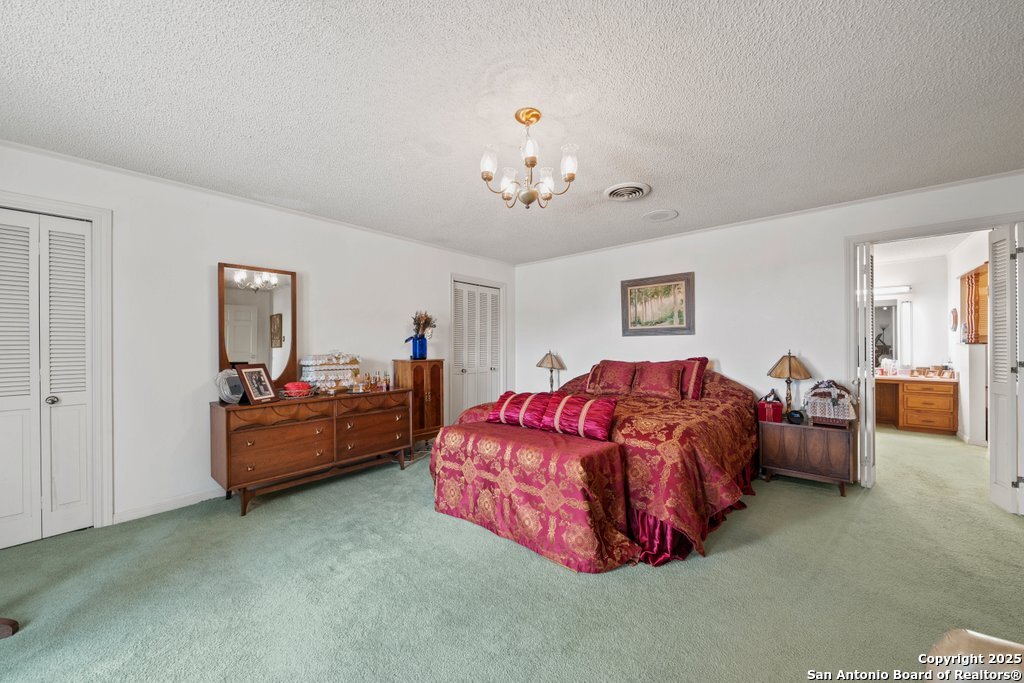 699 Floral Avenue New Braunfels TX 78130