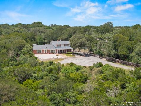 699 Floral Avenue New Braunfels TX 78130