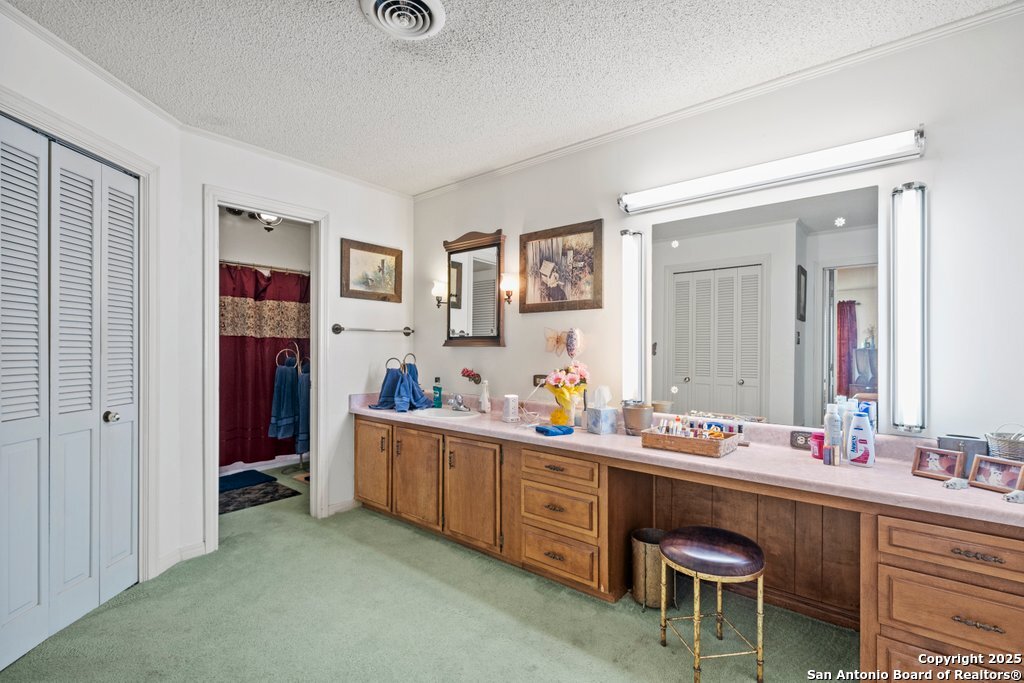 699 Floral Avenue New Braunfels TX 78130