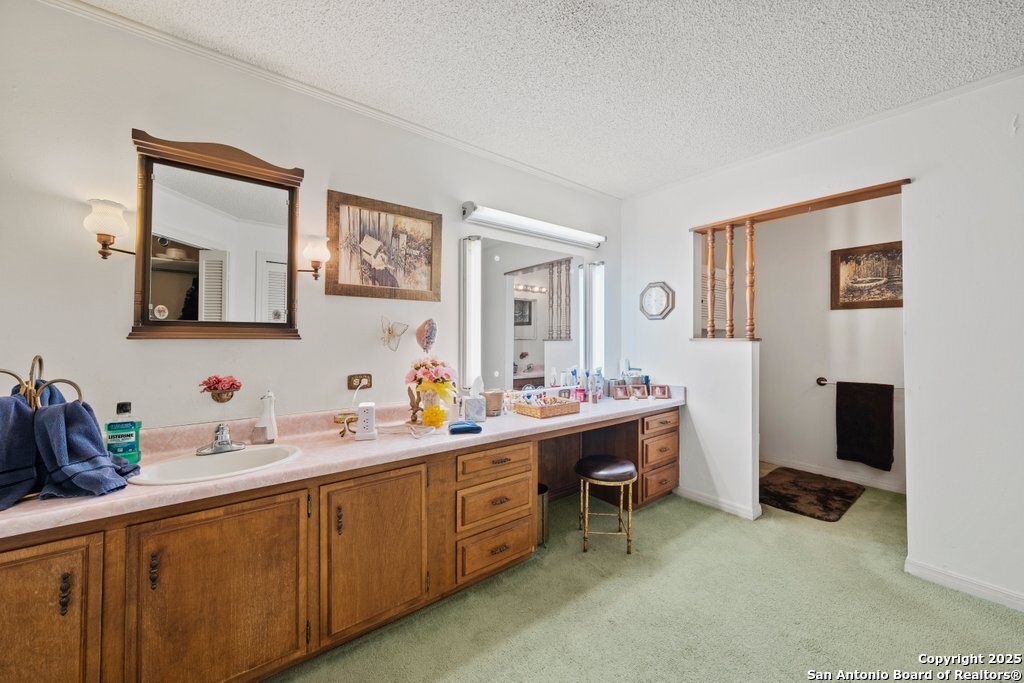 699 Floral Avenue New Braunfels TX 78130