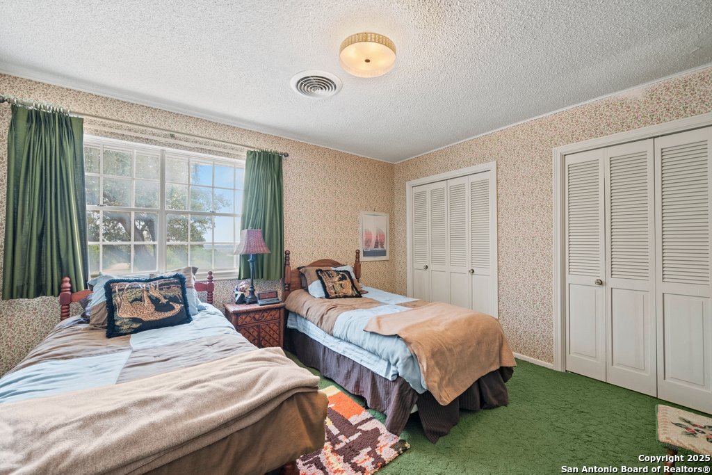 699 Floral Avenue New Braunfels TX 78130