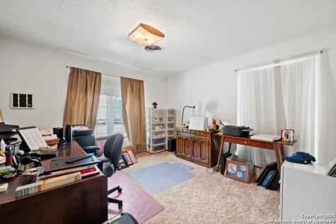 699 Floral Avenue New Braunfels TX 78130
