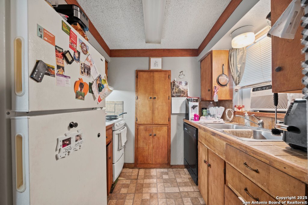 699 Floral Avenue New Braunfels TX 78130