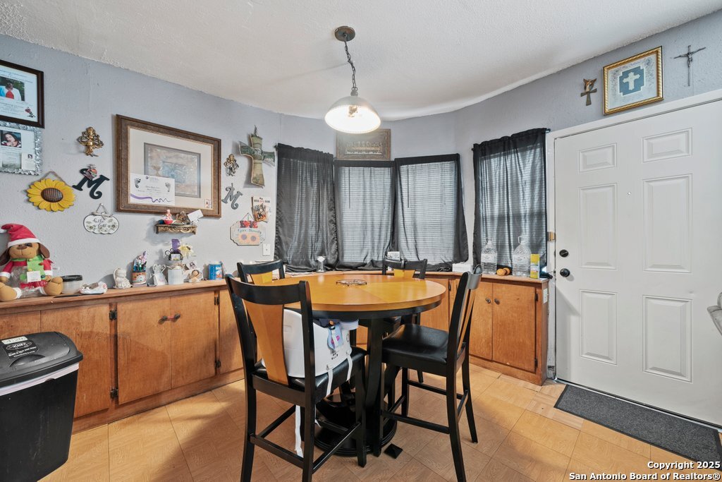 699 Floral Avenue New Braunfels TX 78130