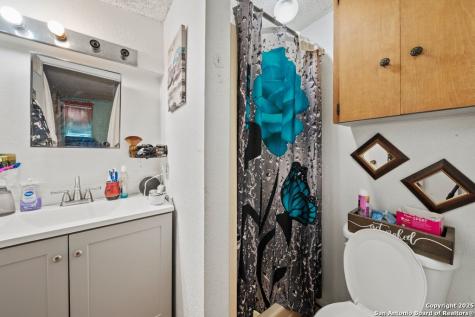 699 Floral Avenue New Braunfels TX 78130