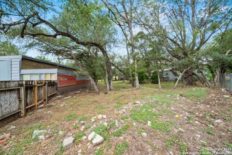 699 Floral Avenue New Braunfels TX 78130