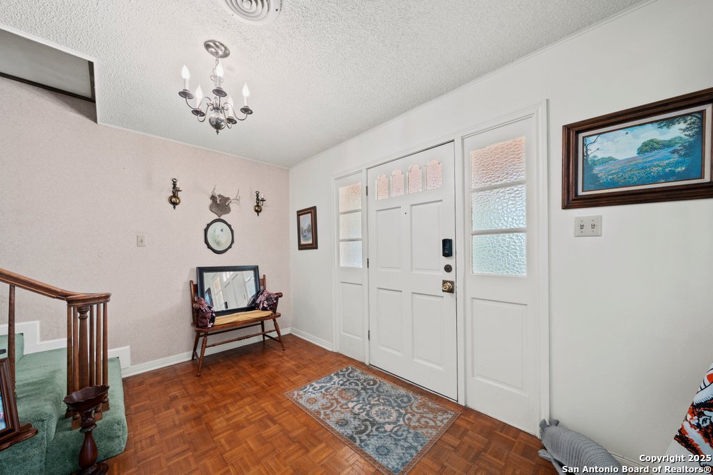 699 Floral Avenue New Braunfels TX 78130