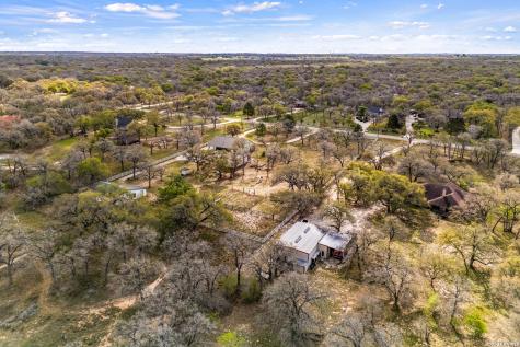 837 Paddy Road Floresville TX 78114