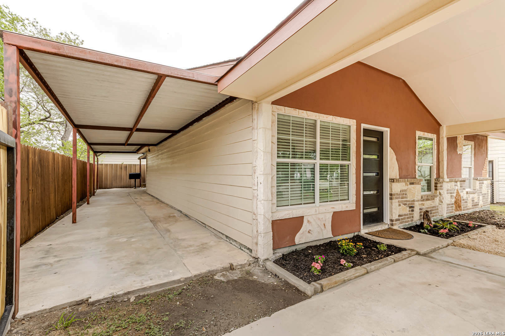 5747 White Feather Street San Antonio TX 78242