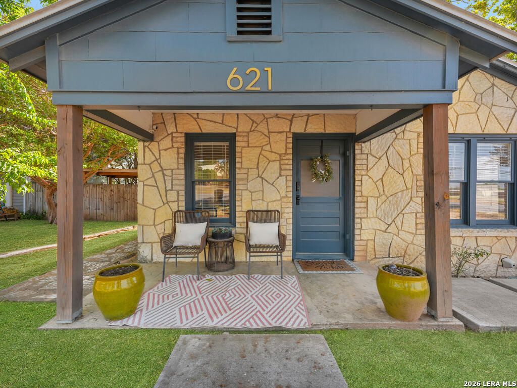621 S Washington Street Fredericksburg TX 78624