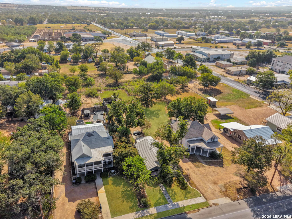 621 S Washington Street Fredericksburg TX 78624
