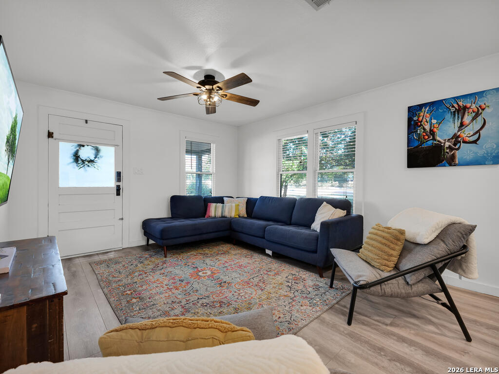 621 S Washington Street Fredericksburg TX 78624